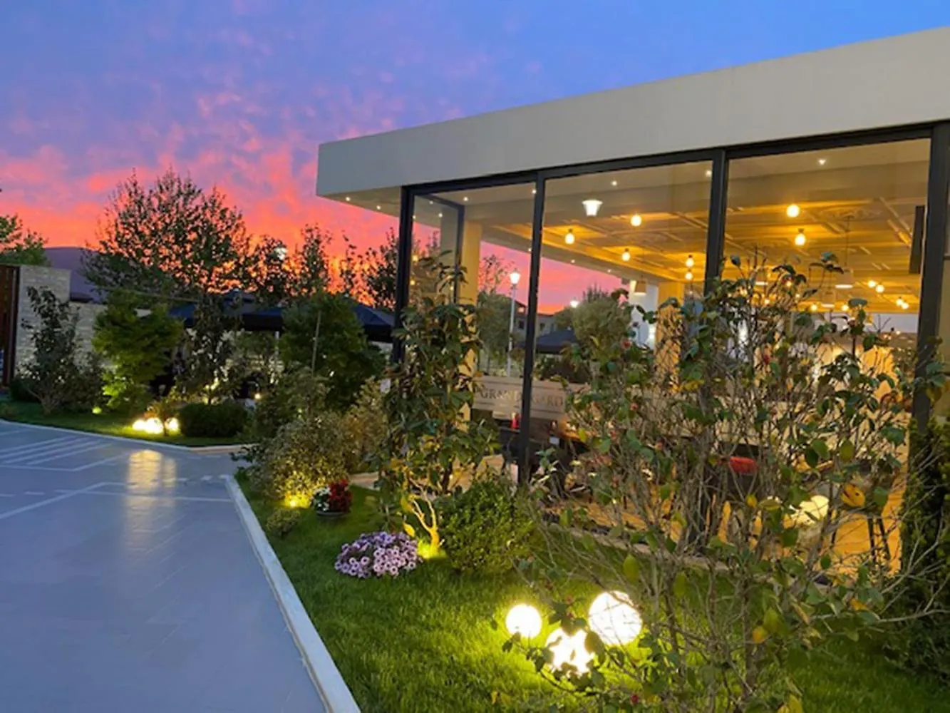 Grand White City Hotel Berat 4*,  Albania
