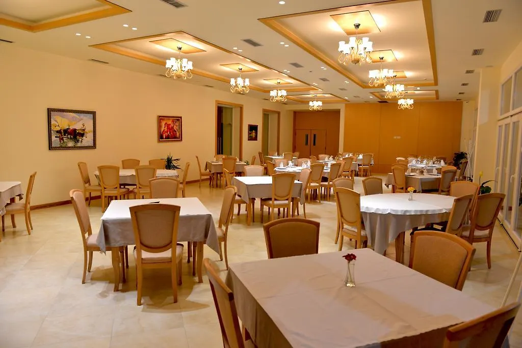 Grand White City Hotel Berat 4*,  Albania