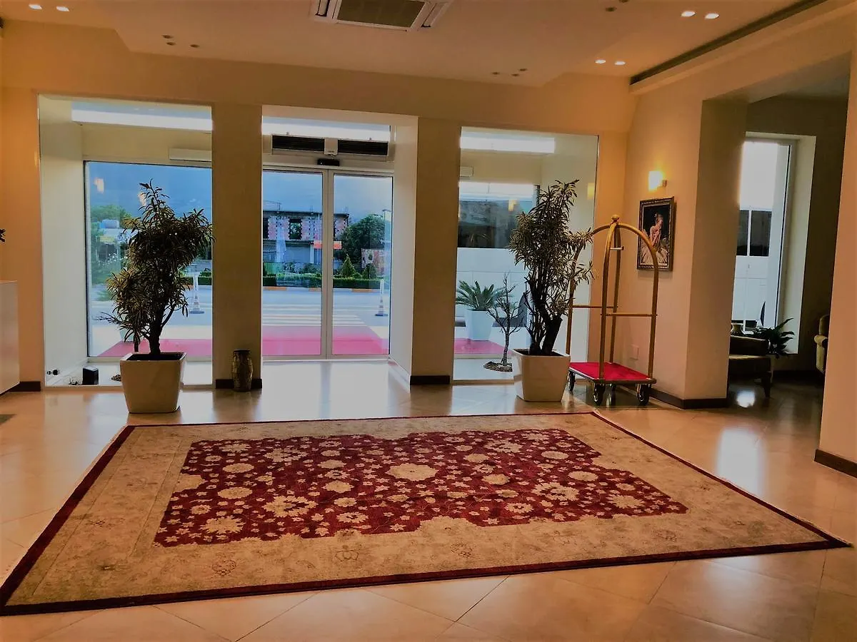 Grand White City Hotel Berat
