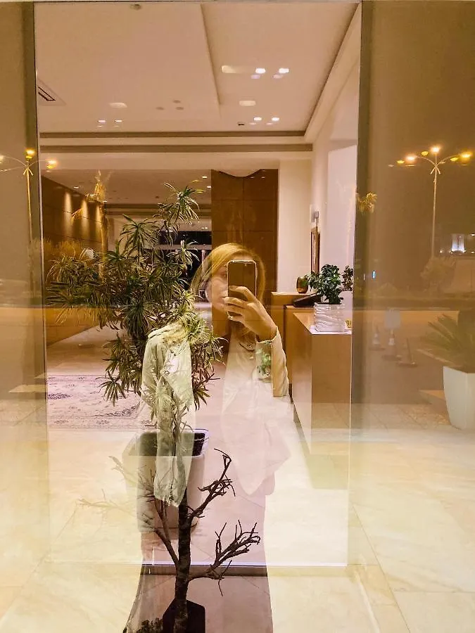 Grand White City Hotel Berat