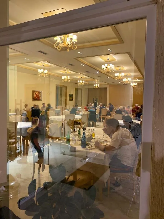 Grand White City Hotel Berat