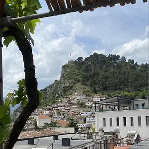 Flat In Berat's Center Habitación en casa particular