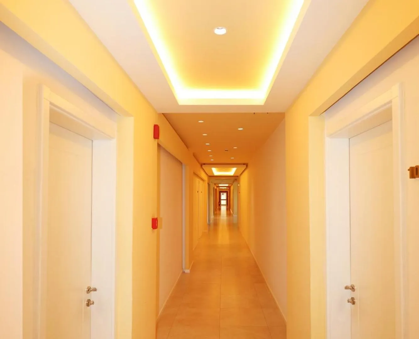 Grand White City Hotel Berat